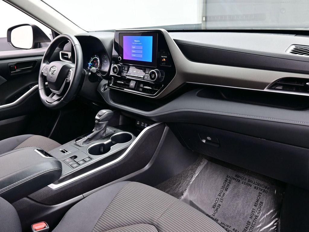 used 2023 Toyota Highlander Hybrid car, priced at $39,990