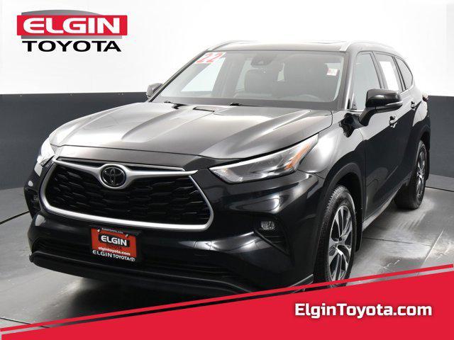 used 2022 Toyota Highlander car, priced at $33,390