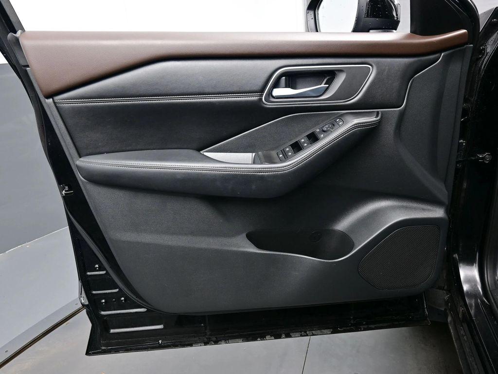 used 2021 Nissan Rogue car, priced at $22,490