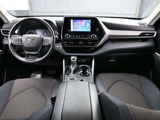 used 2023 Toyota Highlander car, priced at $33,990