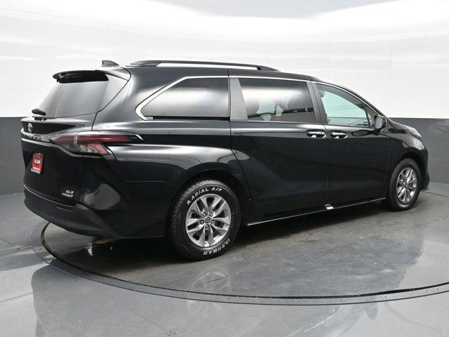 used 2023 Toyota Sienna car, priced at $39,790