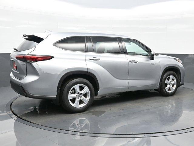 used 2021 Toyota Highlander Hybrid car, priced at $30,490