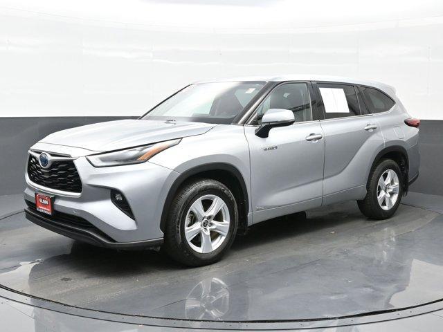 used 2021 Toyota Highlander Hybrid car, priced at $30,490