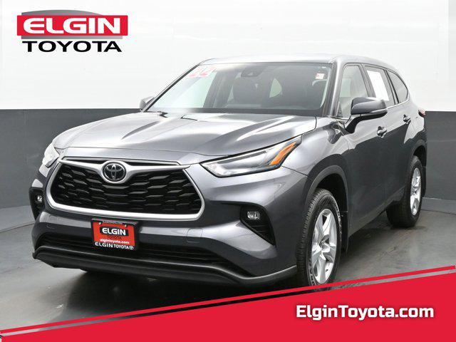 used 2022 Toyota Highlander car, priced at $31,990