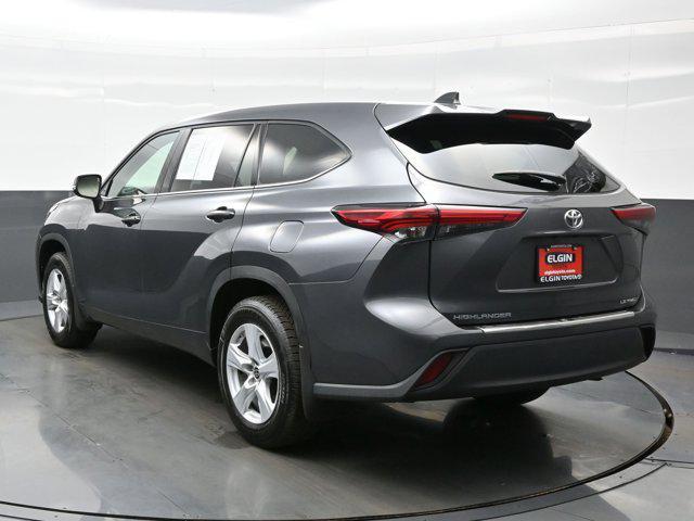 used 2022 Toyota Highlander car, priced at $31,890
