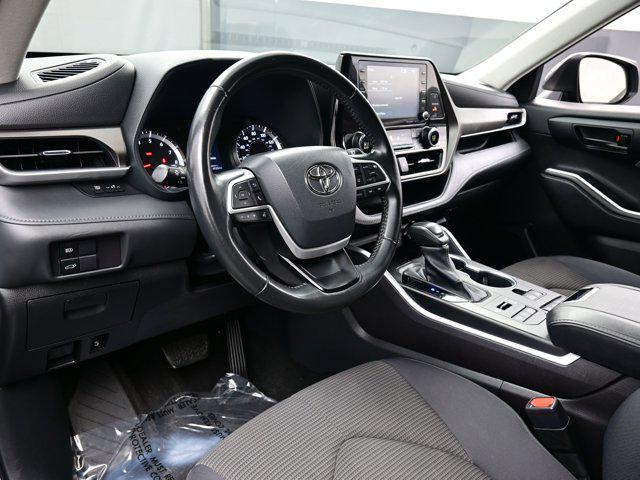used 2022 Toyota Highlander car, priced at $31,890