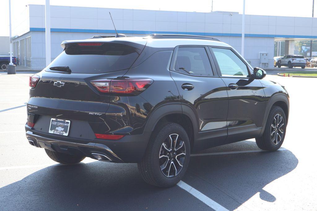 new 2025 Chevrolet TrailBlazer car, priced at $35,050