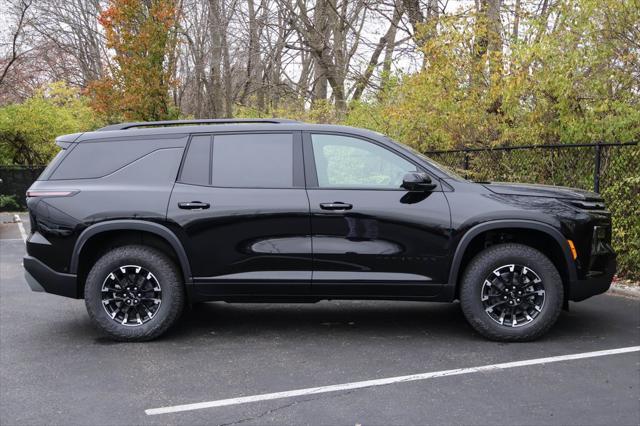 new 2025 Chevrolet Traverse car, priced at $53,905