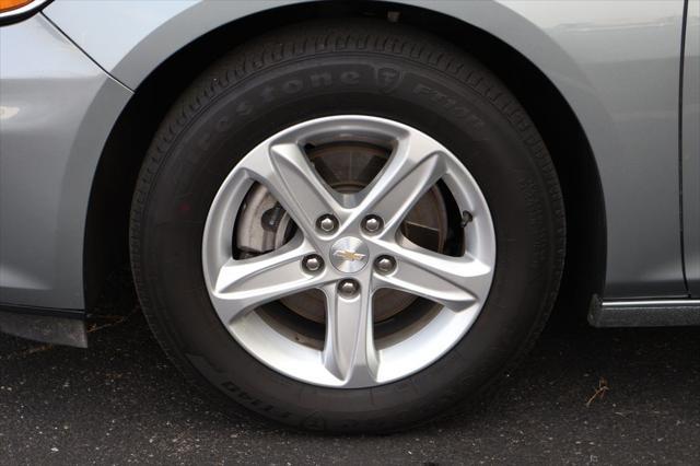 used 2023 Chevrolet Malibu car, priced at $20,292