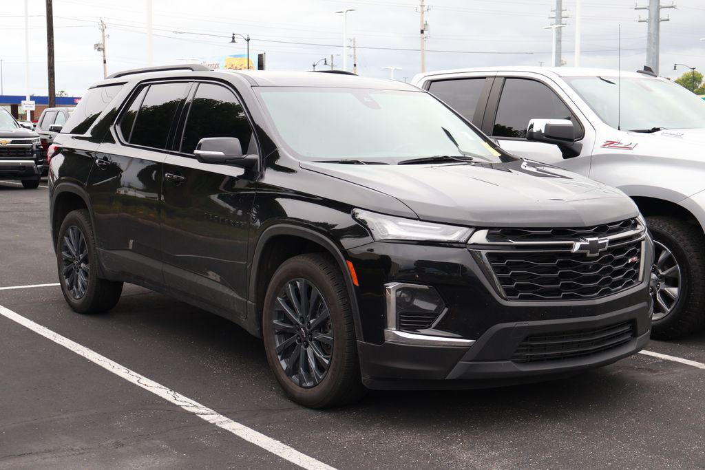 used 2023 Chevrolet Traverse car, priced at $37,881