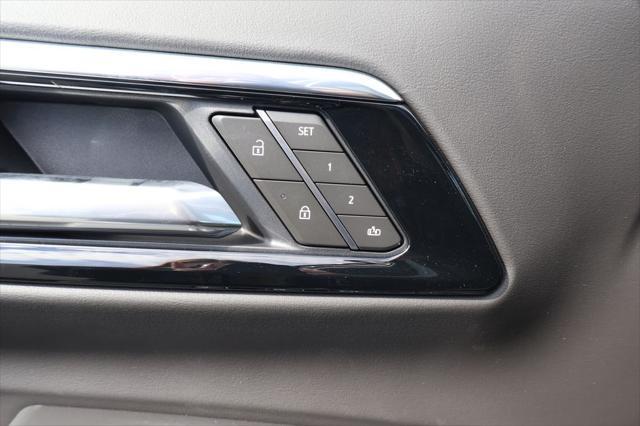new 2025 Chevrolet Suburban car, priced at $92,004