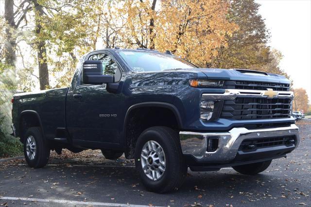 new 2025 Chevrolet Silverado 2500 car, priced at $58,040