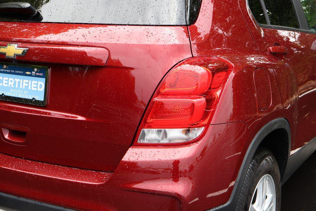 used 2022 Chevrolet Trax car, priced at $19,983