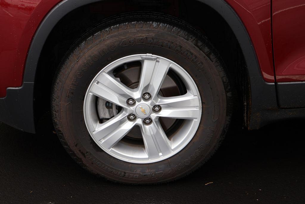used 2022 Chevrolet Trax car, priced at $19,983