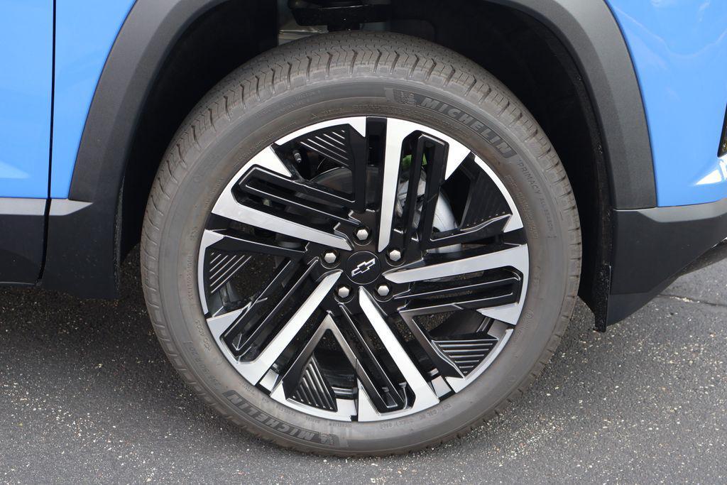 new 2026 Chevrolet Equinox car, priced at $35,845