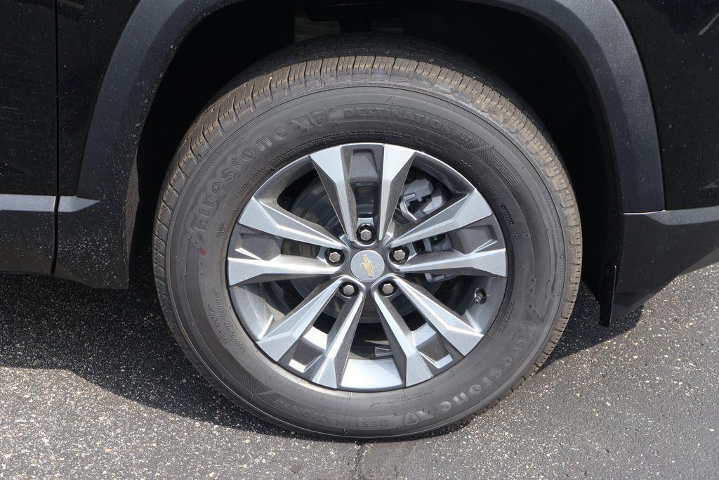 new 2026 Chevrolet Equinox car, priced at $32,045
