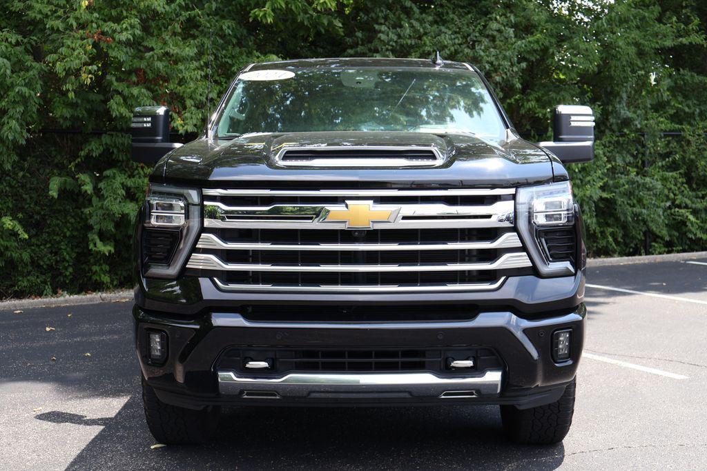 used 2024 Chevrolet Silverado 2500 car, priced at $68,054