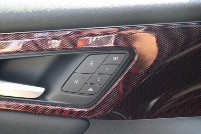 new 2025 Chevrolet Traverse car, priced at $59,095