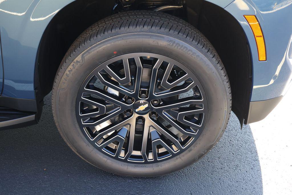 new 2025 Chevrolet Suburban car, priced at $92,050