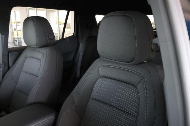 new 2026 Chevrolet Equinox car, priced at $31,995