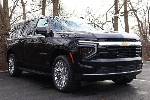 new 2025 Chevrolet Suburban car, priced at $68,320