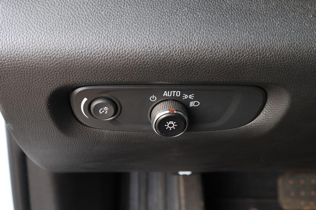 used 2023 Chevrolet Traverse car, priced at $40,832