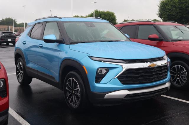 new 2025 Chevrolet TrailBlazer car, priced at $32,855