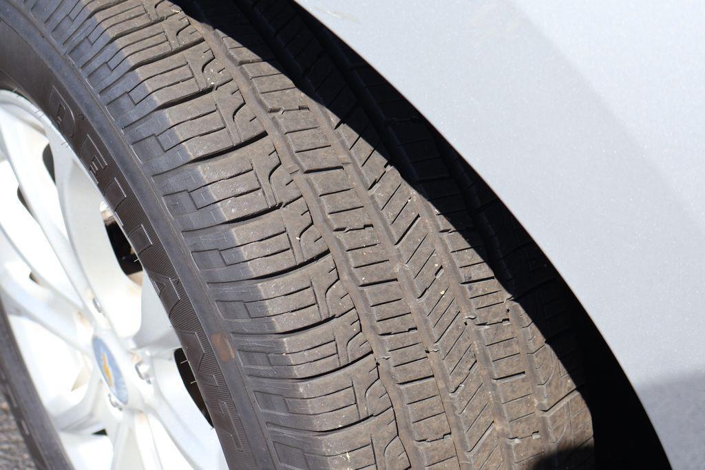 used 2020 Chevrolet Equinox car, priced at $14,423