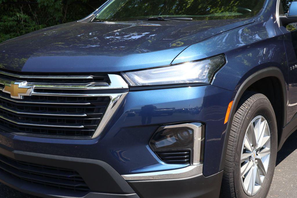 used 2023 Chevrolet Traverse car, priced at $33,154