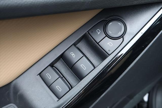 new 2025 Chevrolet Equinox car, priced at $34,640