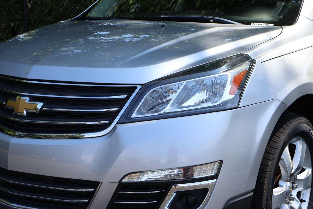 used 2017 Chevrolet Traverse car, priced at $10,993