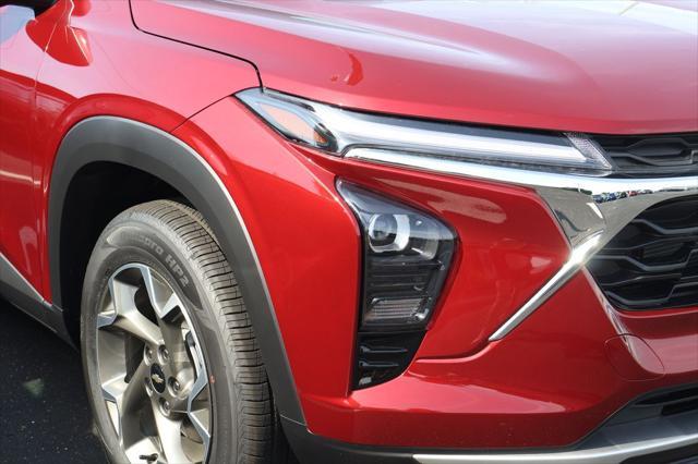 new 2025 Chevrolet Trax car, priced at $24,785