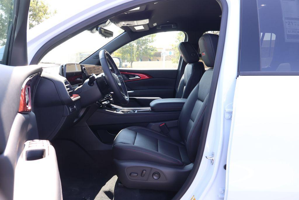 new 2026 Chevrolet Traverse car, priced at $57,249