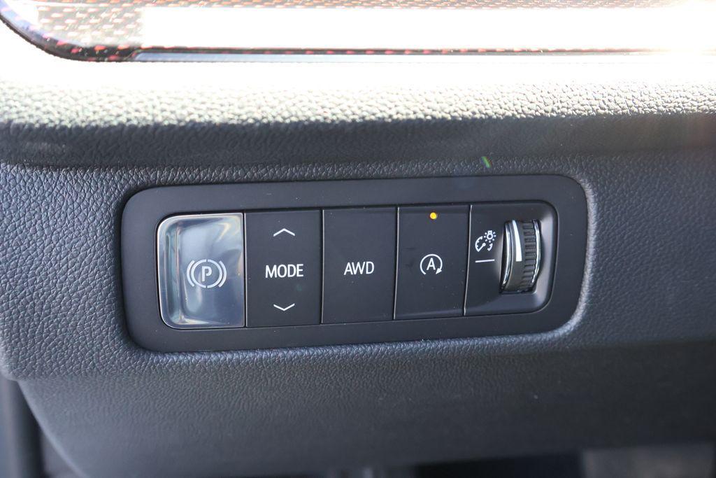 new 2026 Chevrolet Traverse car, priced at $57,249