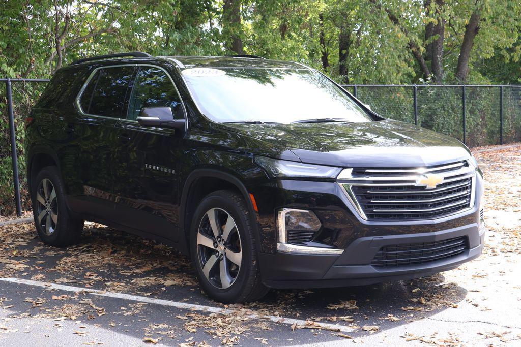 used 2023 Chevrolet Traverse car, priced at $33,232
