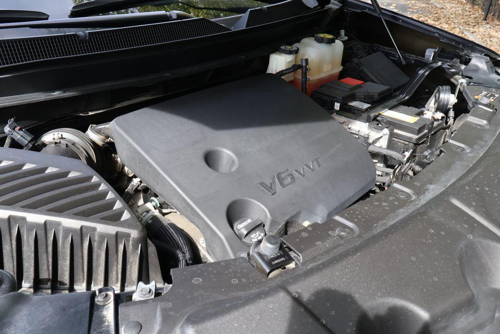 used 2023 Chevrolet Traverse car, priced at $33,232