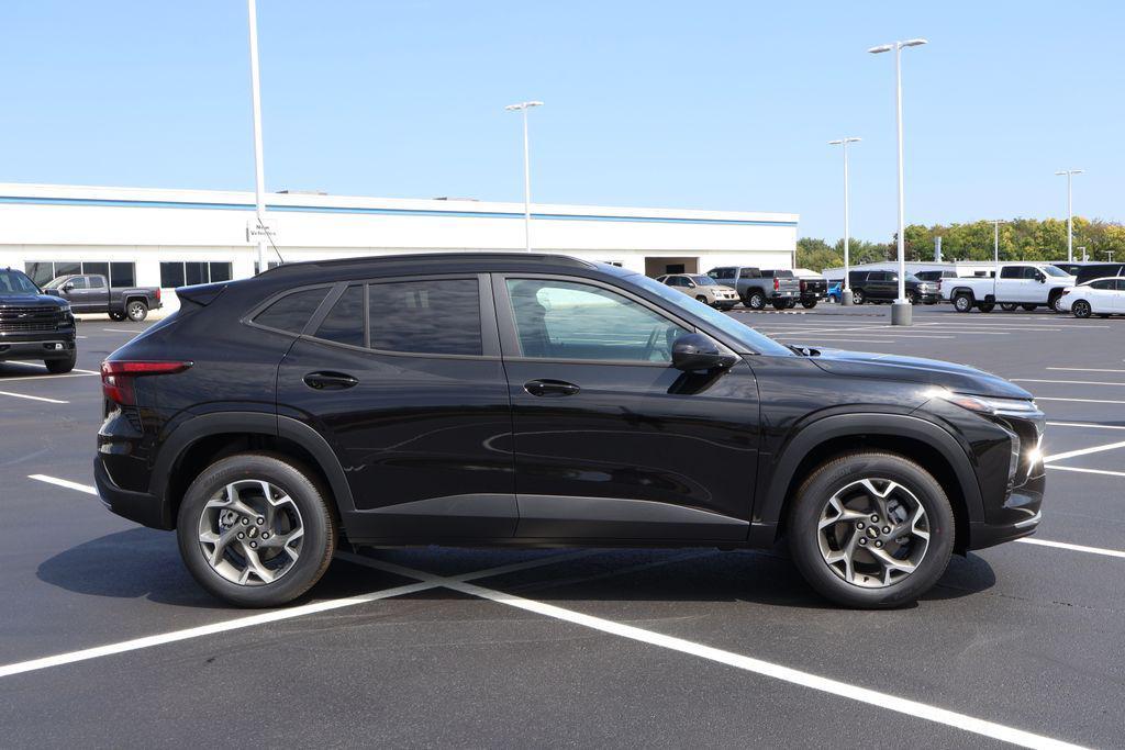 new 2026 Chevrolet Trax car, priced at $25,985