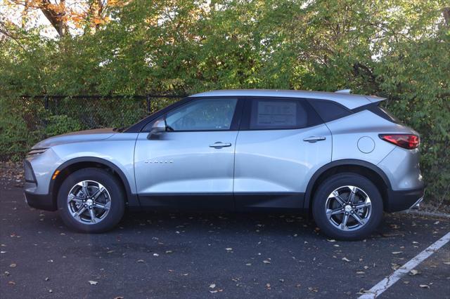 new 2025 Chevrolet Blazer car, priced at $40,185