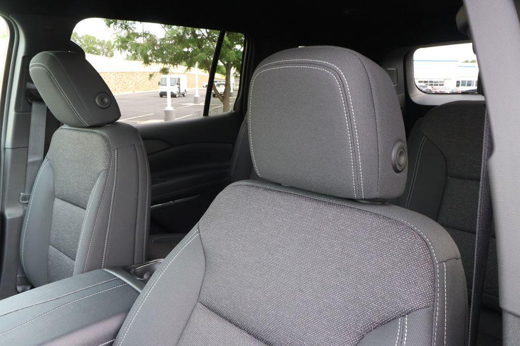 new 2026 Chevrolet Traverse car, priced at $45,920