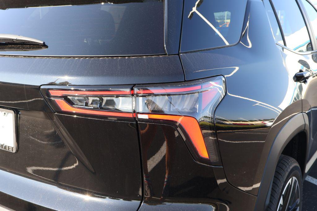 new 2026 Chevrolet Equinox car, priced at $35,845
