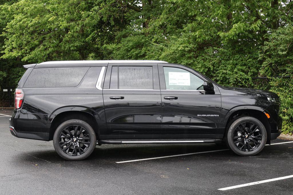 new 2024 Chevrolet Suburban car, priced at $67,955