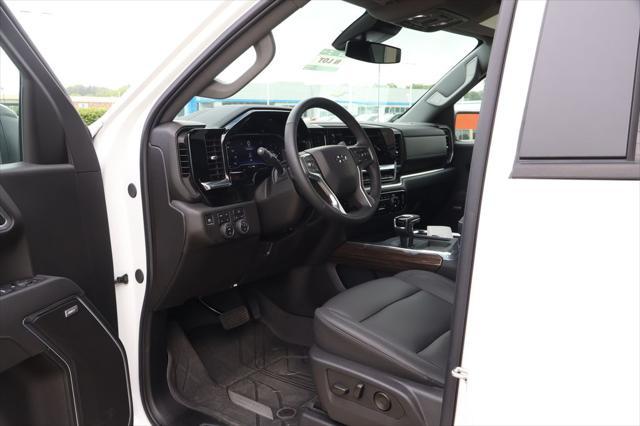 new 2025 Chevrolet Silverado 1500 car, priced at $69,740