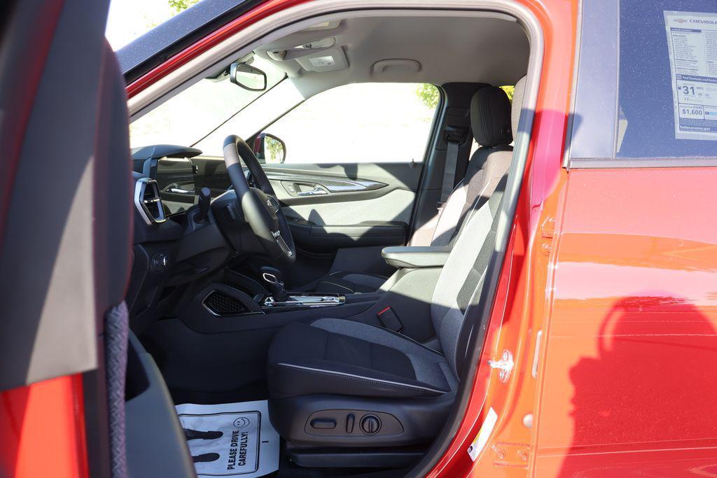 new 2026 Chevrolet TrailBlazer car, priced at $29,270
