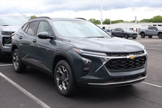 new 2025 Chevrolet Trax car, priced at $25,485