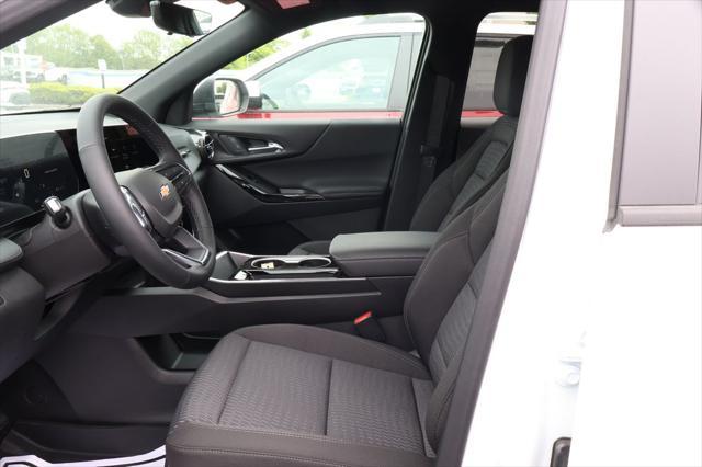 new 2025 Chevrolet Equinox car, priced at $31,605