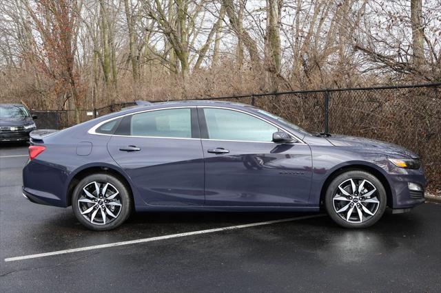 new 2025 Chevrolet Malibu car, priced at $28,570