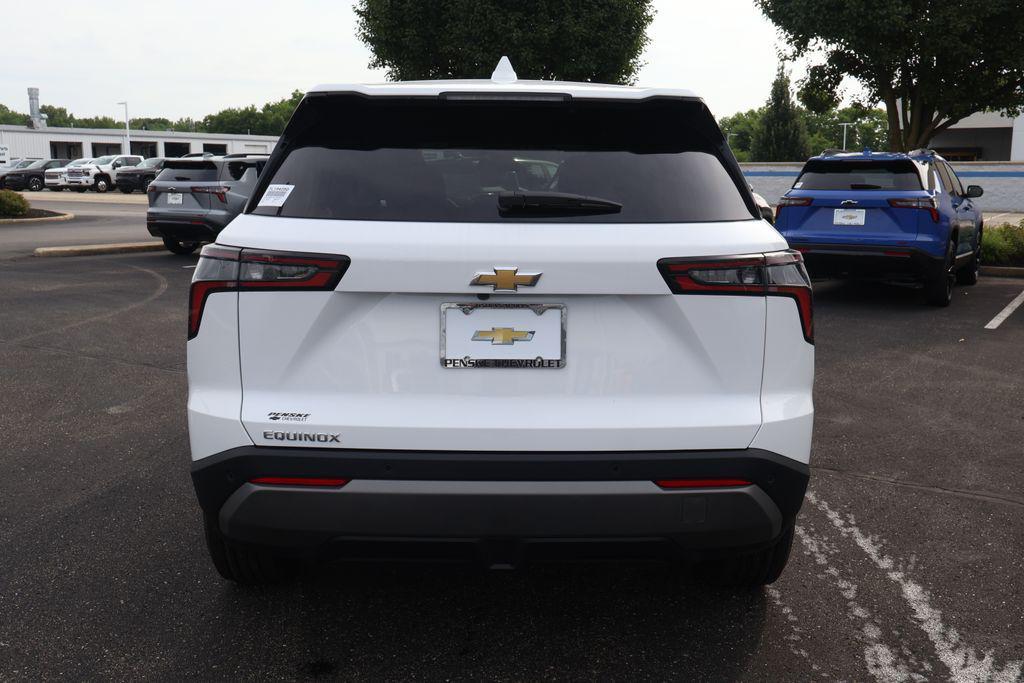 new 2026 Chevrolet Equinox car, priced at $29,995