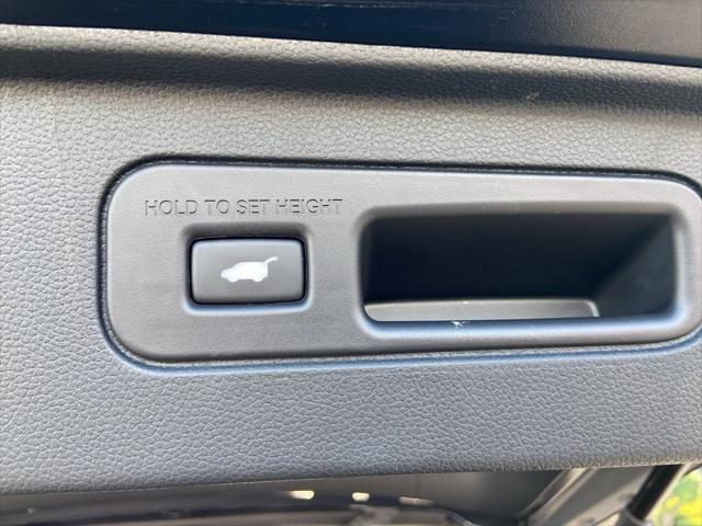 used 2025 Honda Pilot car, priced at $46,951