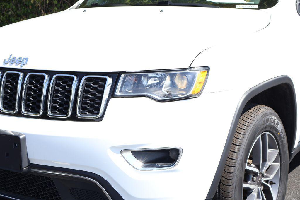 used 2022 Jeep Grand Cherokee car, priced at $27,615