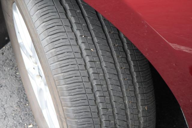 used 2023 Chrysler Pacifica car, priced at $30,784